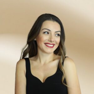 Doç. Dr. Ezgi Özkur